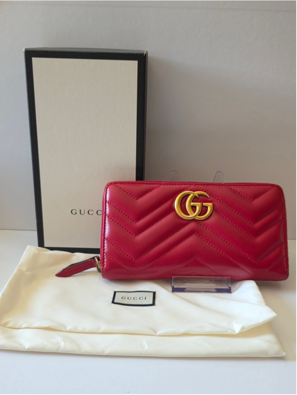 Gucci GG Marmont Matelassé Red Zip Around Wallet